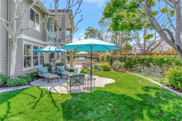 6288 Sunnyside Cir, Huntington Beach, CA 92648 - view of yard with a patio and a balcony