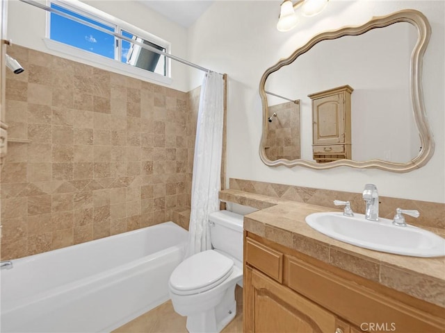 125 Heath Meadow Pl, Simi Valley, CA 93065 - full bath featuring shower / bath combination with curtain and vanity