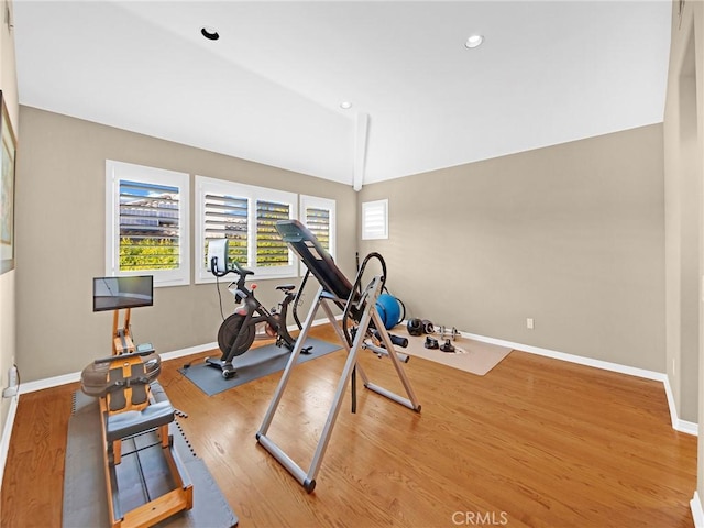 125 Heath Meadow Pl, Simi Valley, CA 93065 - workout area featuring light wood-style flooring, lofted ceiling, and recessed lighting