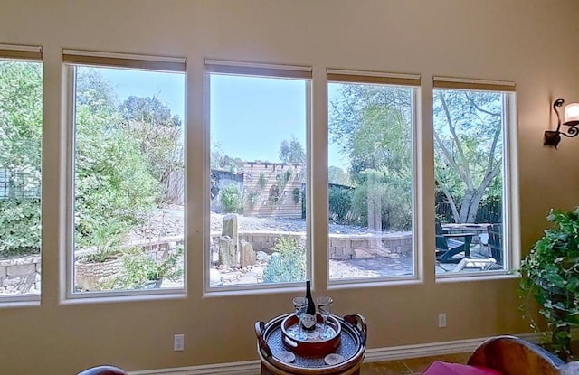 1034 Via Reata, Vista, CA 92081 - details with baseboards