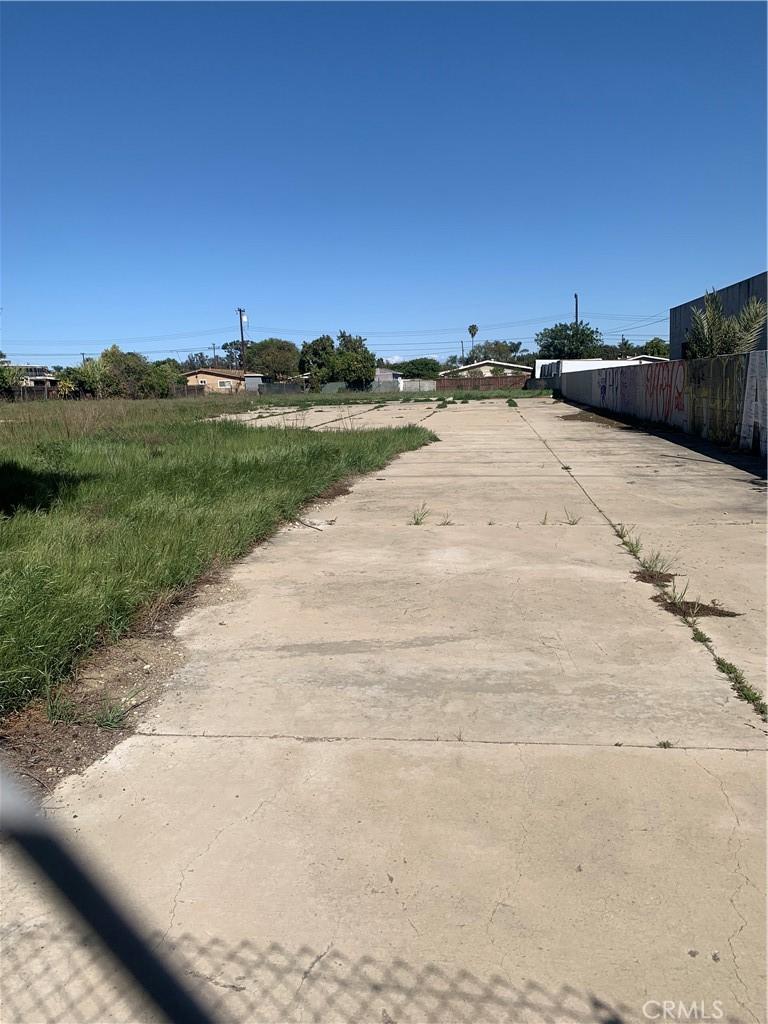 11145 Central Ave, Montclair, CA 91763