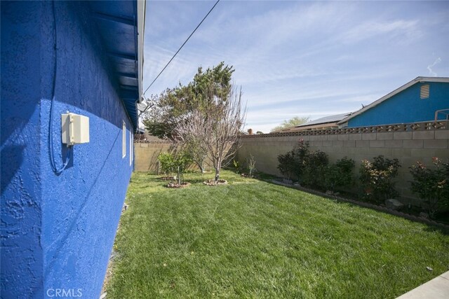 610 Woodington Dr, Lancaster, CA 93535 - view of yard