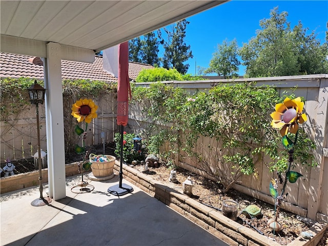 23796 Corte Picante, Murrieta, CA 92562 - view of patio with a fenced backyard