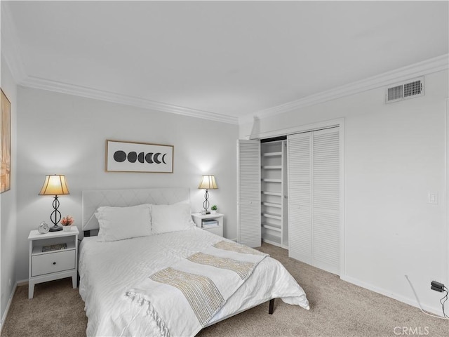 12720 Burbank Blvd Unit 323, Valley Village, CA 91607 - carpeted bedroom featuring crown molding, a closet, and baseboards