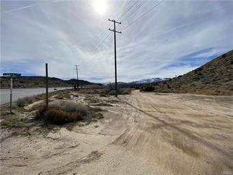 8480 State Highway 138, Pinon Hills, CA 92372