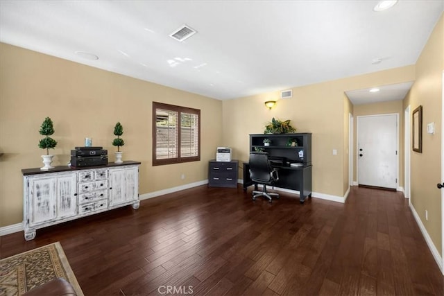 office area featuring visible vents, baseboards, and hardwood / wood-style floors