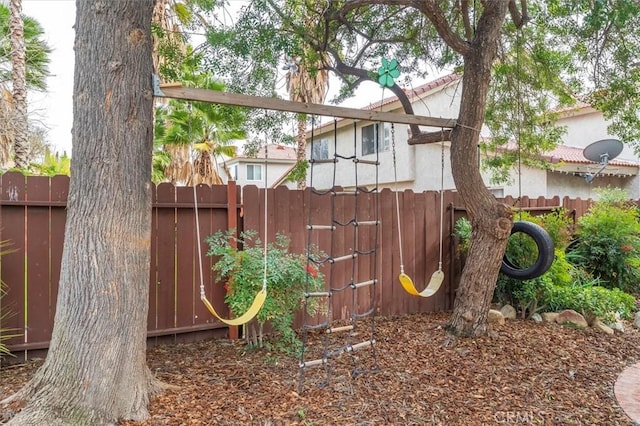 exterior space featuring fence