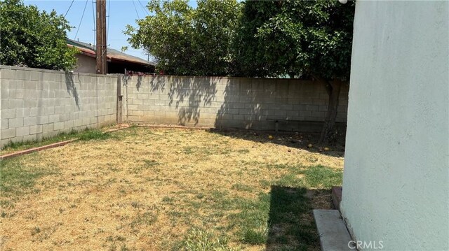 432 Oakford Dr, Los Angeles, CA 90022 - view of yard