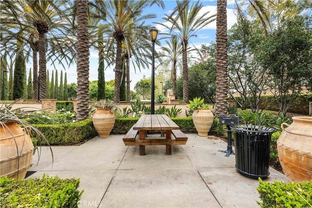 35 Jonquil, Irvine, CA 92618 - view of patio / terrace with outdoor dining space