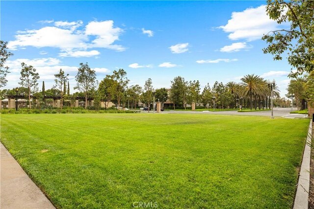 35 Jonquil, Irvine, CA 92618 - view of community featuring a yard