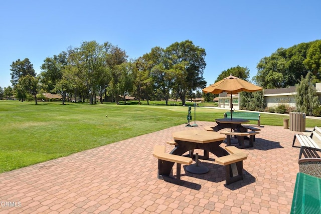 28210 Village 28, Camarillo, CA 93012 - view of home's community with a patio and a lawn