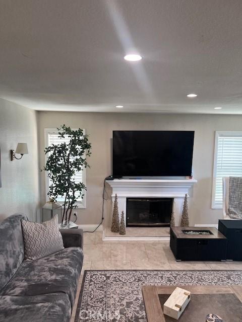 2899 Amber Dr, Corona, CA 92882 - photo 3