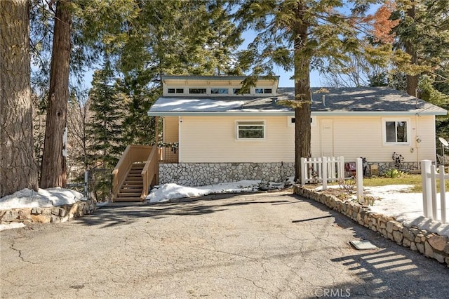 337 Lookout Dr, Twin Peaks, CA 92391 - view of front facade with stairs