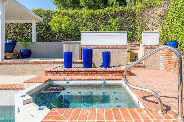 351 W Northridge Ave, Glendora, CA 91741 - view of pool featuring an in ground hot tub