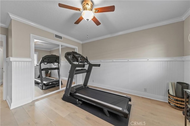 351 W Northridge Ave, Glendora, CA 91741 - workout area featuring light wood-style floors, a ceiling fan, visible vents, and a wainscoted wall
