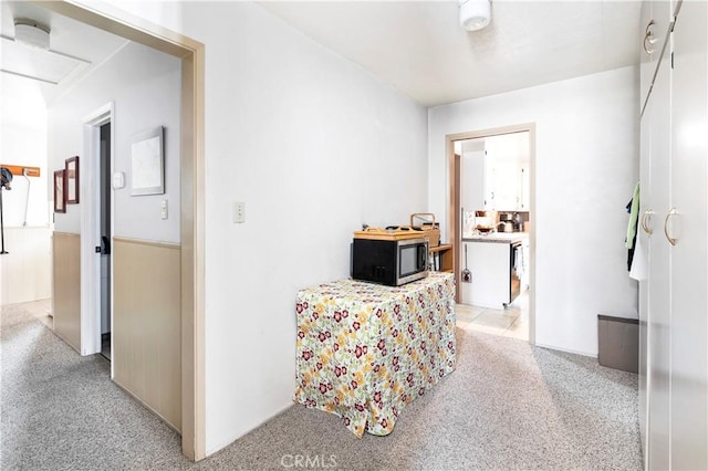 250 N Wateka St, San Jacinto, CA 92583 - hall with light colored carpet