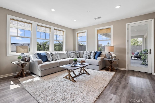 7 Alienta Ln, Rancho Mission Viejo, CA 92694 - living room with plenty of natural light, baseboards, and visible vents