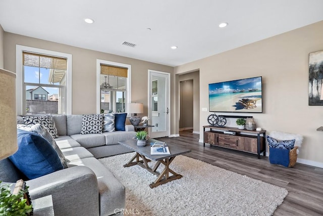 7 Alienta Ln, Rancho Mission Viejo, CA 92694 - living area with baseboards, recessed lighting, wood finished floors, and visible vents