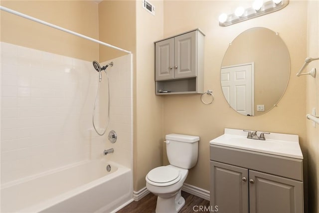 32460 Perigord Rd, Winchester, CA 92596 - bathroom with vanity, tub / shower combination, and wood finished floors