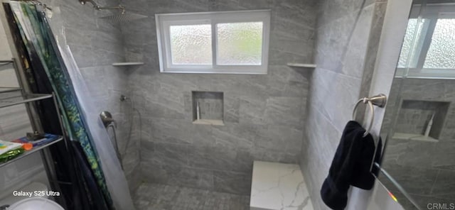1258 Armstrong Cir, Escondido, CA 92027 - full bath featuring a tile shower