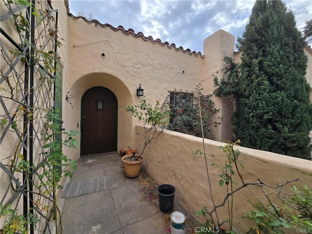1958 Glencoe Way, Los Angeles, CA 90068 - doorway to property with stucco siding