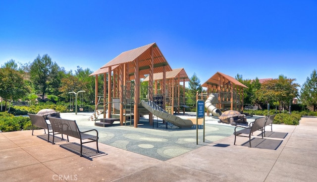 42 Cipresso, Irvine, CA 92618 - view of play area