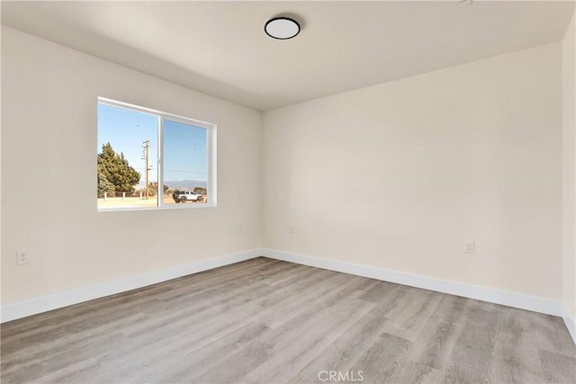 8698 Oakwood Ave, Hesperia, CA 92345 - photo 25