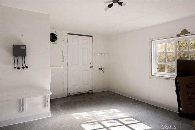 229 Maple Dr, Lake Arrowhead, CA 92352 - entryway with baseboards