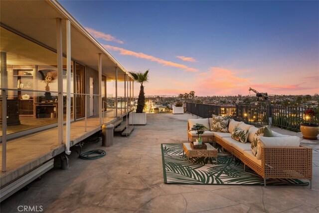 5400 E The Toledo Unit 701, Long Beach, CA 90803 - photo 3