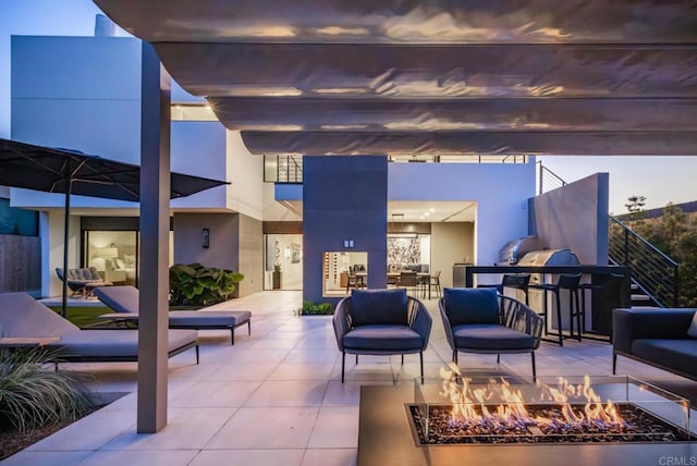 5170 Carlsbad Blvd, Carlsbad, CA 92008 - view of patio featuring an outdoor living space with a fire pit, exterior bar, and an outdoor kitchen