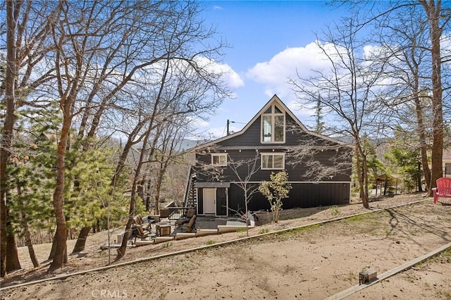 27994 W Shore Rd, Lake Arrowhead, CA 92352 - back of property with stairway