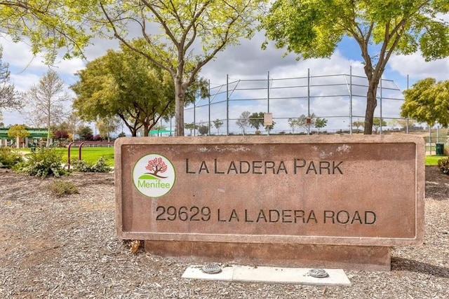 29567 Cool Meadow Dr, Menifee, CA 92584 - view of community sign