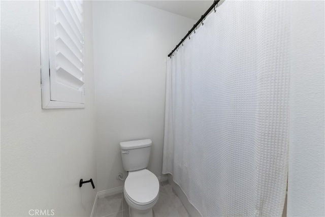 16015 Almond Ave, Chino, CA 91708 - full bathroom featuring toilet, a shower with curtain, and tile patterned flooring
