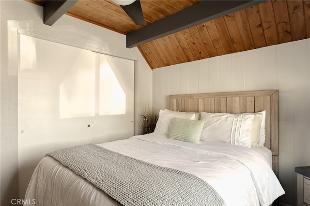27482 Matterhorn Dr, Lake Arrowhead, CA 92352 - bedroom with wooden ceiling and a closet