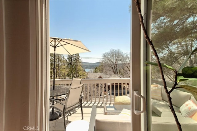 27482 Matterhorn Dr, Lake Arrowhead, CA 92352 - view of balcony