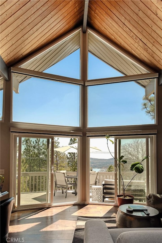 27482 Matterhorn Dr, Lake Arrowhead, CA 92352 - sunroom with plenty of natural light