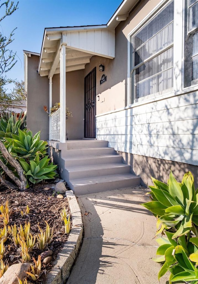 4640 Max Dr, San Diego, CA 92115 - entrance to property with stucco siding