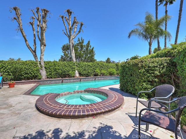 27275 Comba, Mission Viejo, CA 92692 - view of pool with a pool with connected hot tub and a patio