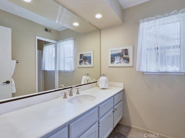 27275 Comba, Mission Viejo, CA 92692 - bathroom featuring vanity, a shower with curtain, and recessed lighting