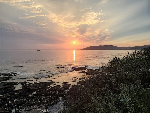 101 Searidge Ct, Pismo Beach, CA 93449 - water view featuring a mountain backdrop