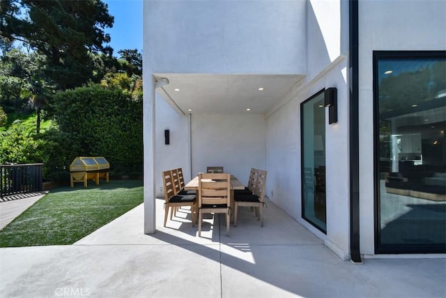 view of patio / terrace with outdoor dining space