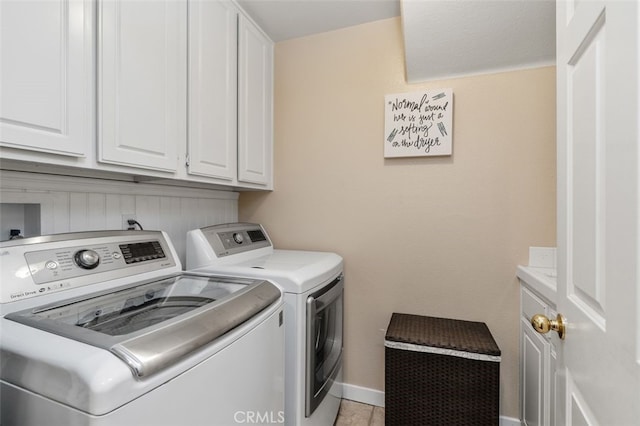 37549 Windsor Ct, Murrieta, CA 92562 - laundry area featuring independent washer and dryer, baseboards, and cabinet space