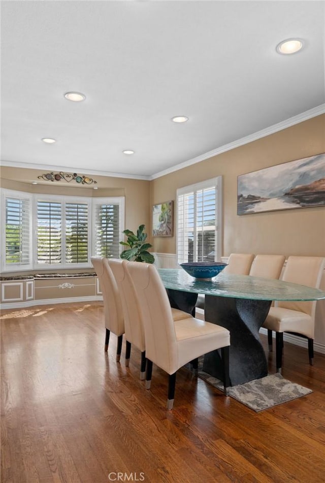 2645 S Patton Ave, San Pedro, CA 90731 - dining area featuring crown molding, recessed lighting, baseboards, and wood finished floors