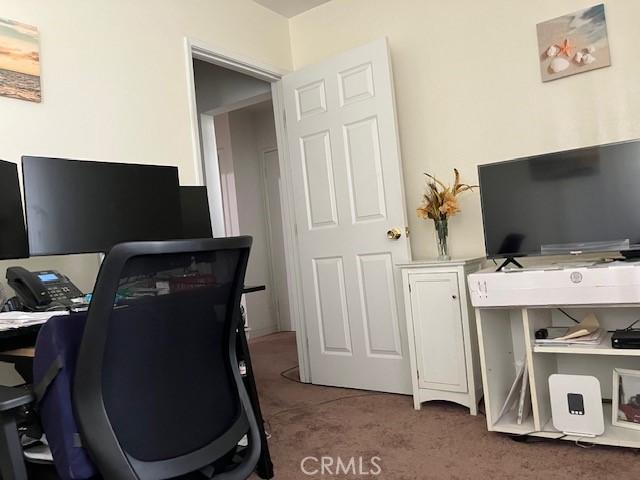 242 E 116th St, Los Angeles, CA 90061 - view of carpeted home office