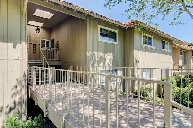 606 Avenida Sevilla Unit O, Laguna Woods, CA 92637 - exterior space with a tile roof