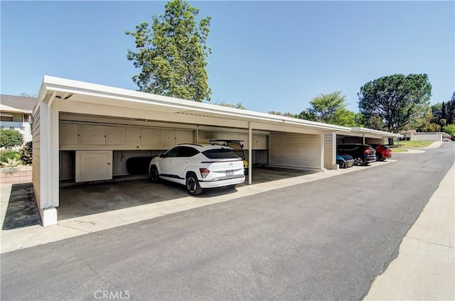 606 Avenida Sevilla Unit O, Laguna Woods, CA 92637 - view of covered parking lot