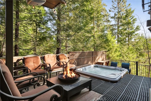 229 Chippewa Ln, Lake Arrowhead, CA 92352 - view of wooden deck