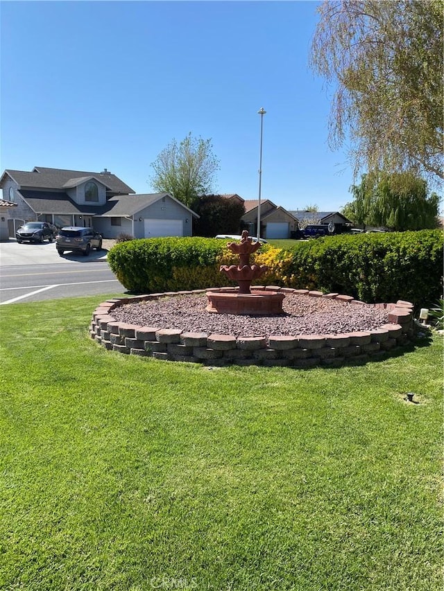 13501 Driftwood Dr, Victorville, CA 92395 - view of yard