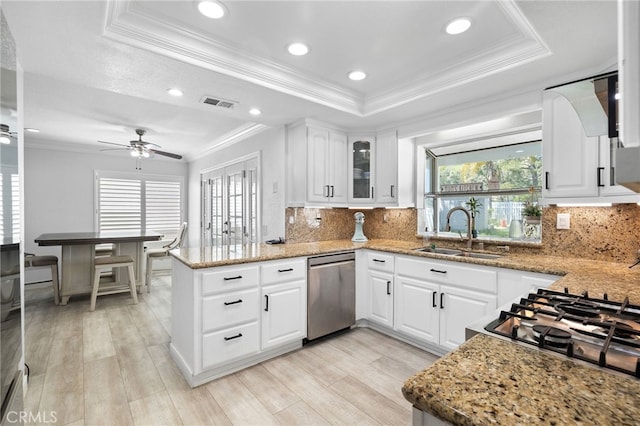 1212 Goldenview Dr, Corona, CA 92882 - kitchen with a sink, stainless steel dishwasher, a peninsula, ornamental molding, and a ceiling fan
