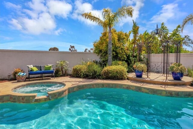 14043 Shepherd Dr, Rancho Cucamonga, CA 91739 - view of swimming pool featuring an in-ground hot tub